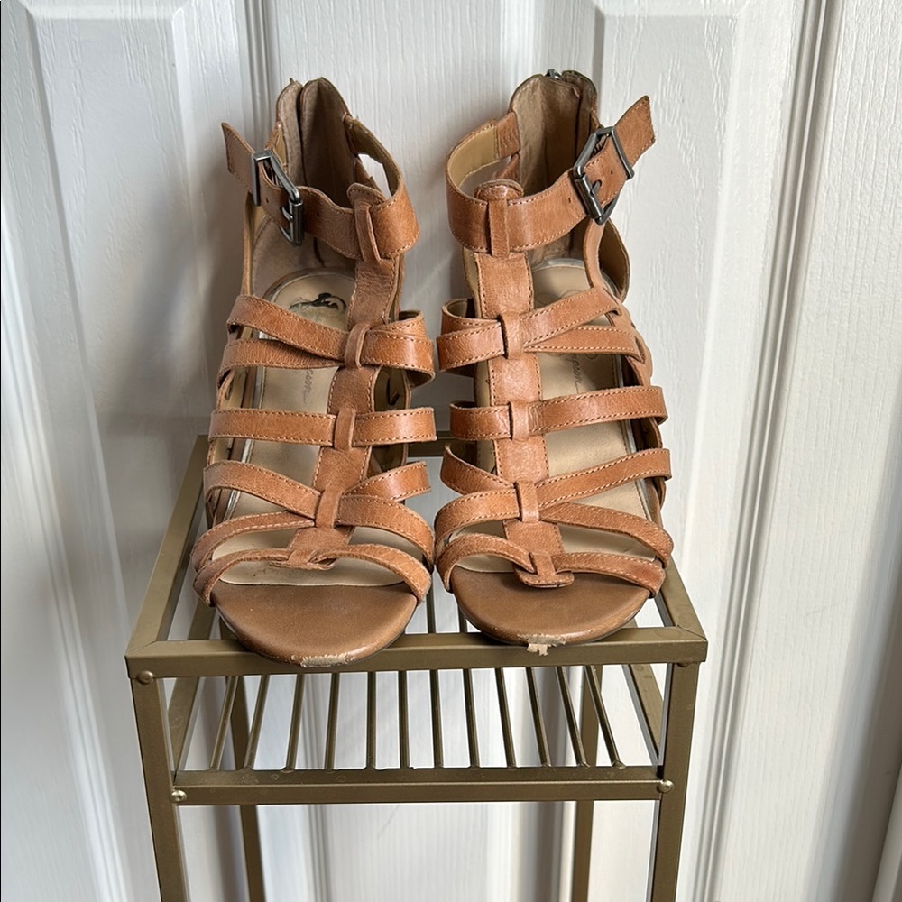 Jessica Simpson Tan  Strappy Sandals Gladiator Wedge Womens Size 8.5